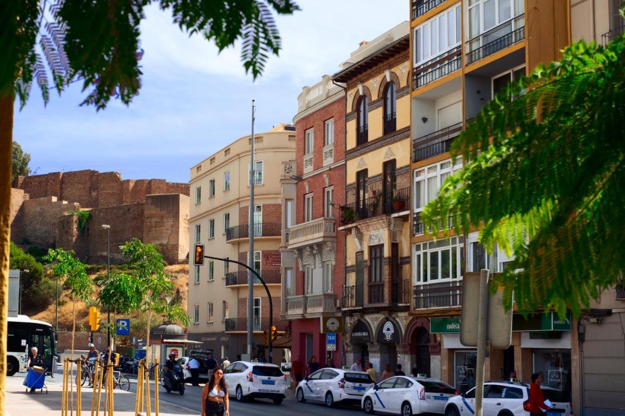 Apartamento Plaza De La Merced 4 Habitaciones Málaga Eksteriør billede
